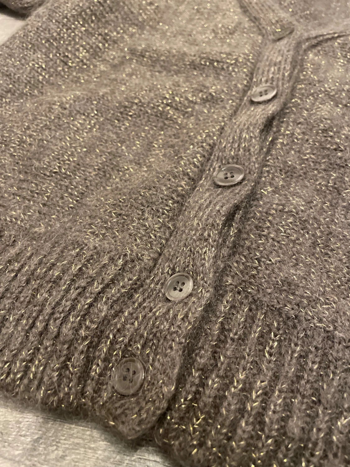 Brun glittrig kofta från H&M - 3