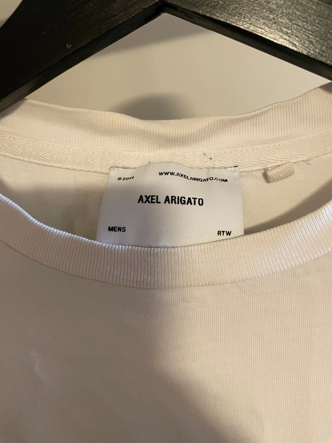 Axel Arigato T-shirt – Storlek M - 1