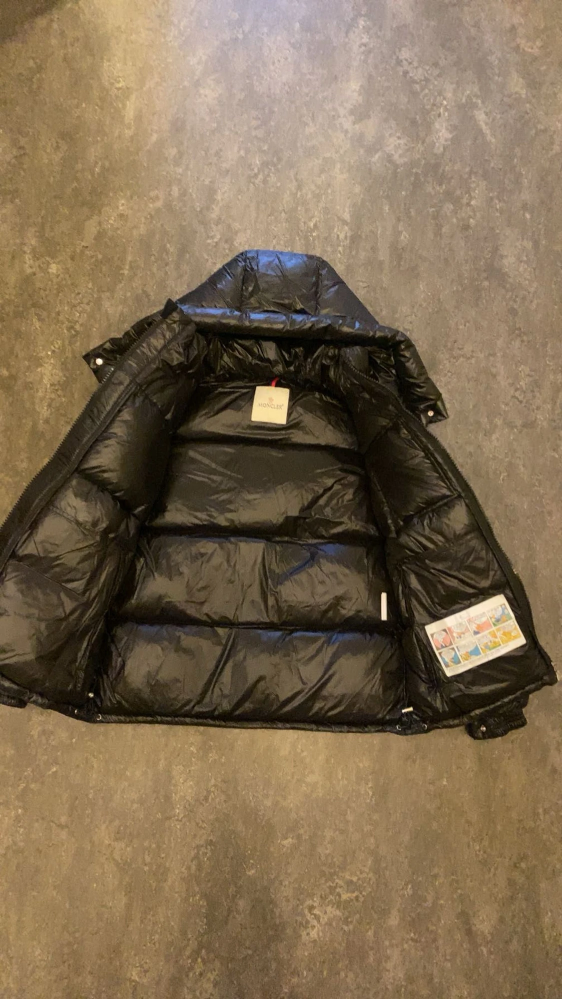 Svart Moncler Montbeliard dunjacka med huva - 3