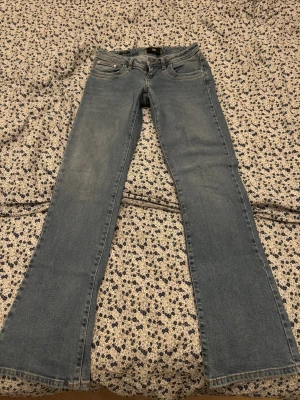 LTB jeans - Säljer mina lågmidjade ltb jeans pga att de har blivit för små för mig.
