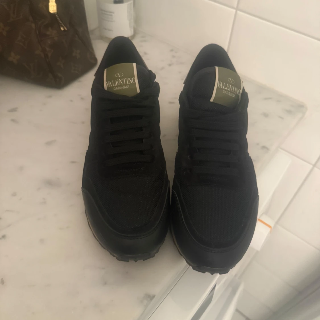 Svarta sneakers från Valentino - 2