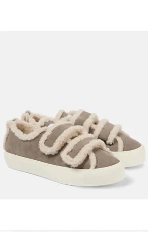 Inuikii sneakers - Säljer dessa snygga inuikii sneakers i storlek 37! Bara använda ett fåtal gånger❣️