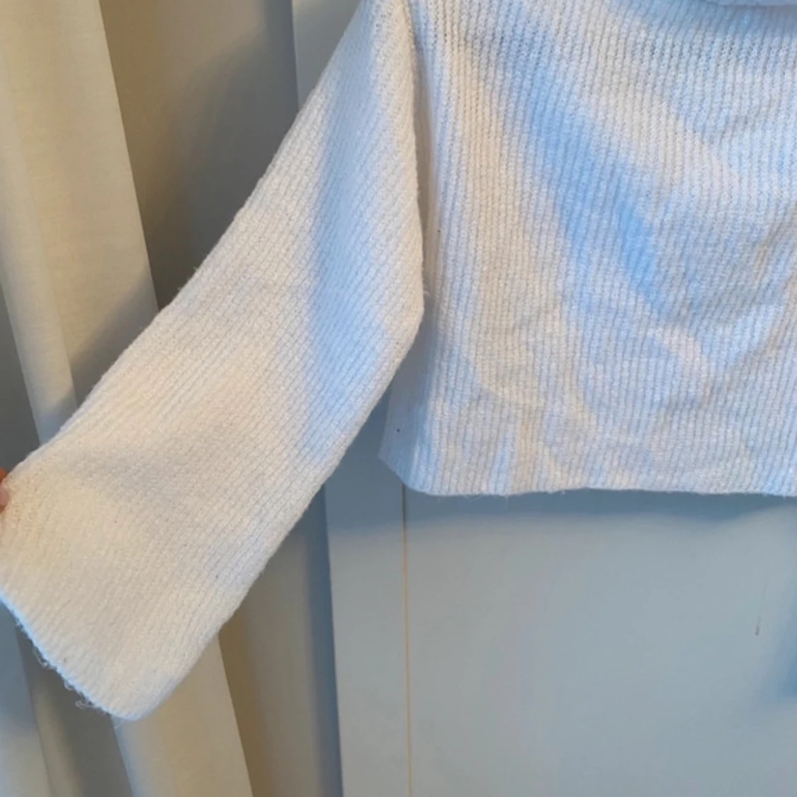 Vit croppad stickad tröja H&M Divided - 1