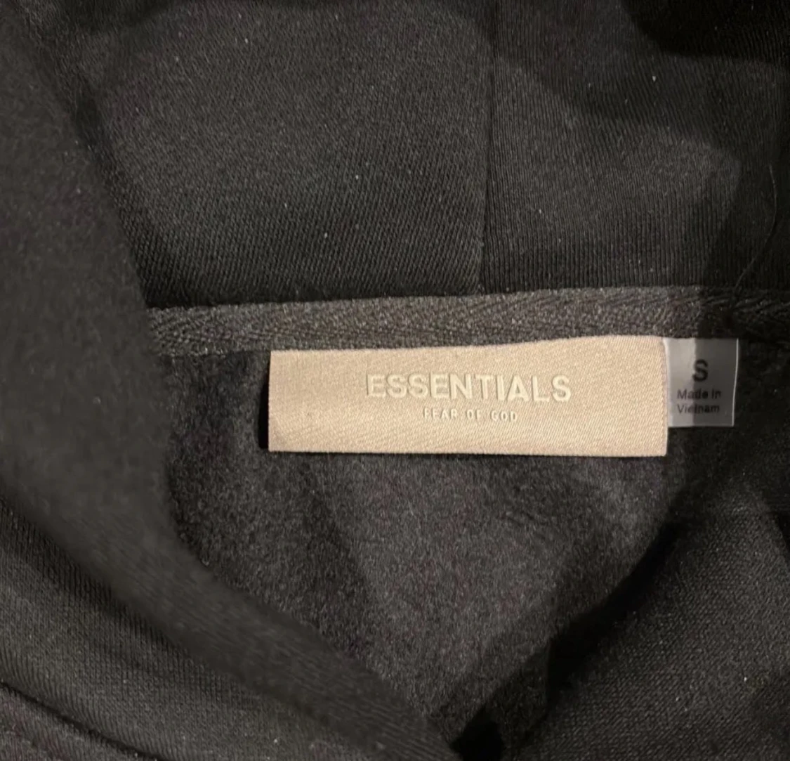 Svart Essentials Fear of God hoodie - 2