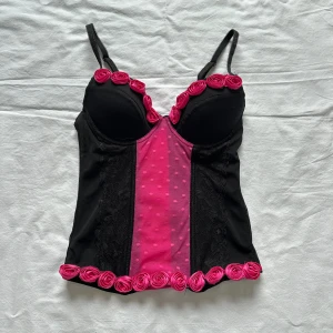 Nattlinne  - Nattlinne, passar till XS-M. Vid köp av flera varor får du rabatt 💛