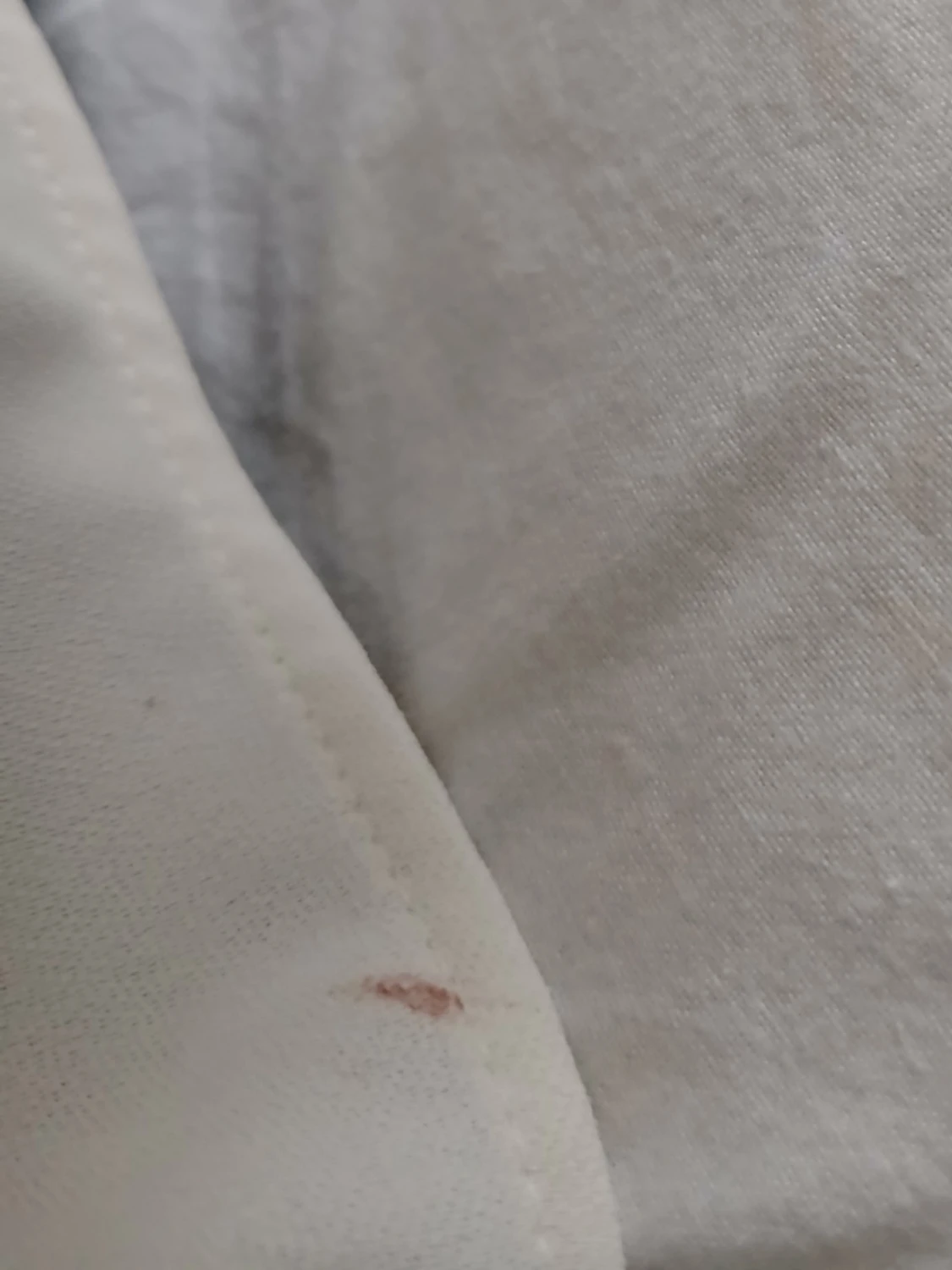 Vit omlottblus med kort ärm - 3