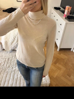 Stickat - Storlek m men passar xs-m