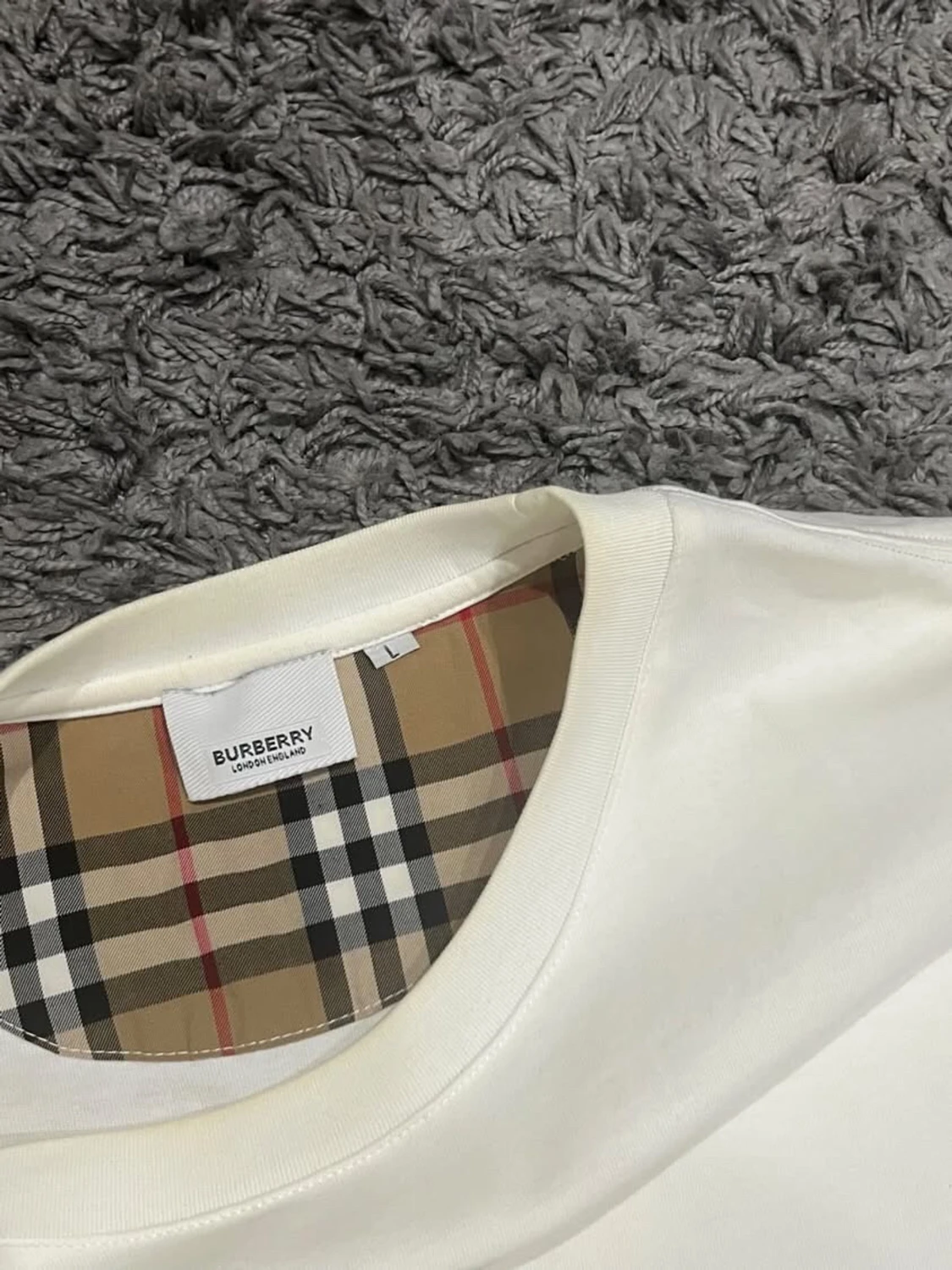 Burberry T-shirt - 1