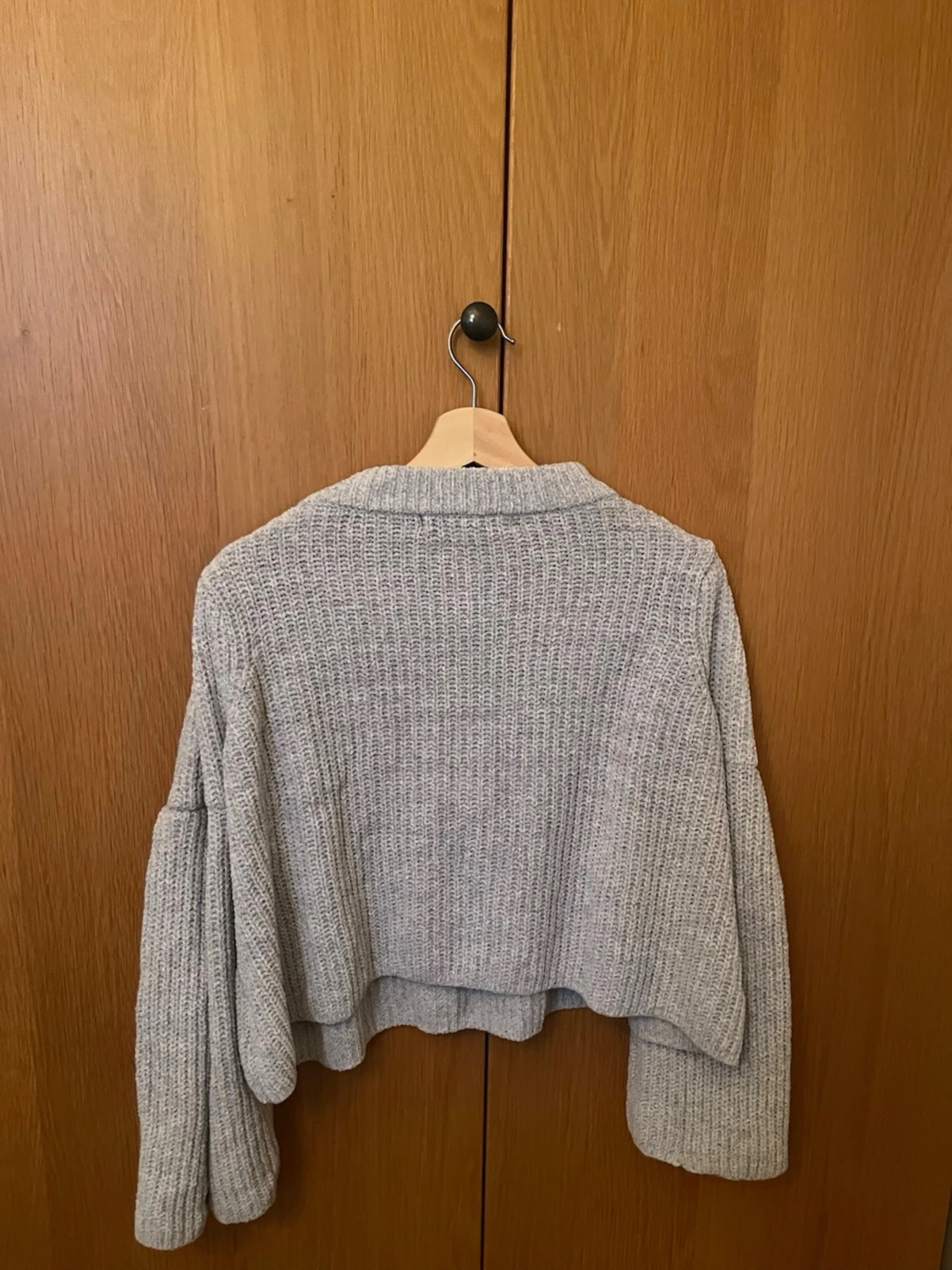 Ljusblå stickad tröja från Mango - 1