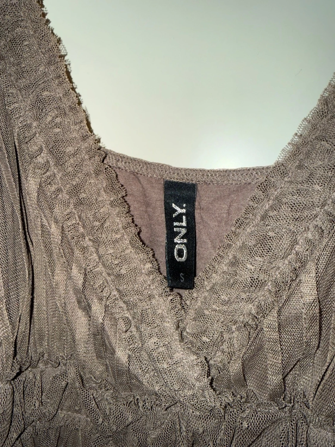 Brun tyllklänning från only - 1