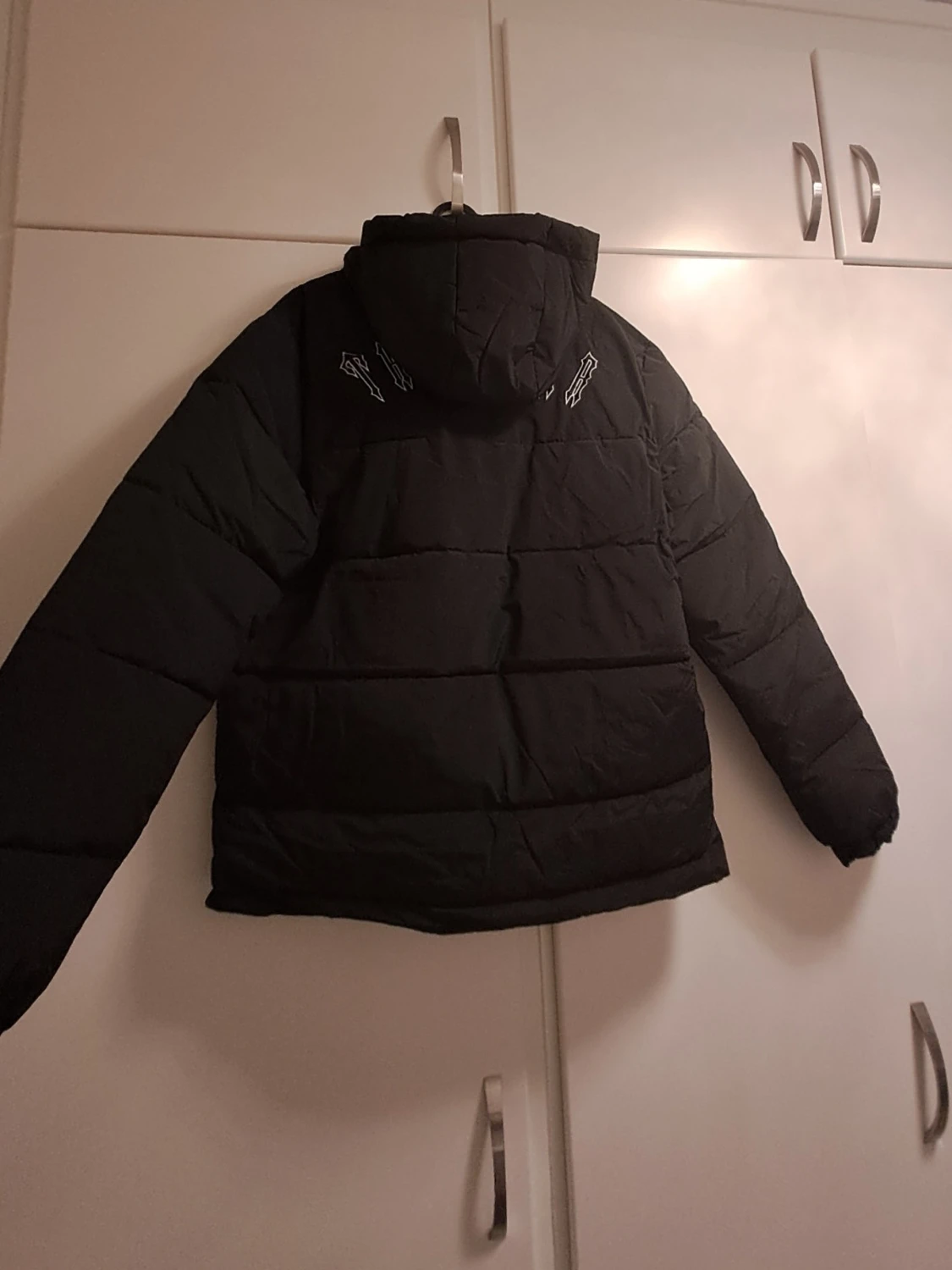 Svart pufferjacka från Trapstar - 2