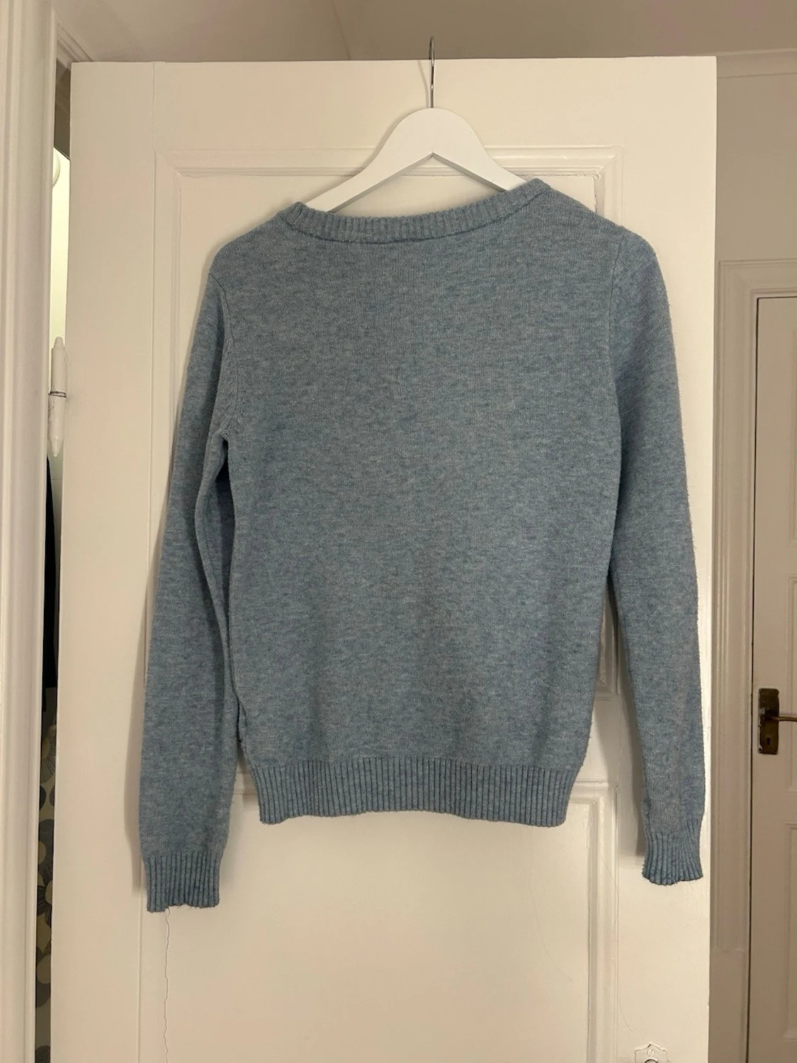 Ljusblå stickad tröja från Vila - 1