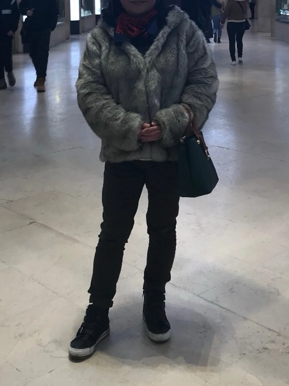 Grå pälsjacka med huva från Zara Woman - 3