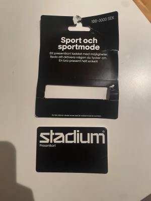 Presentkort från Stadium  - Presentkort från Stadium | Laddat med 400 kr och giltigt till 24 december 2028 | Hör av dig vid frågor |