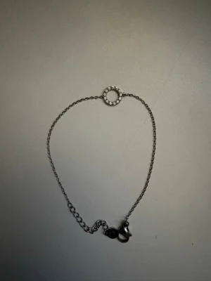 Silvrigt armband - Silvrigt armband från Edblad, nytt skick🩷
