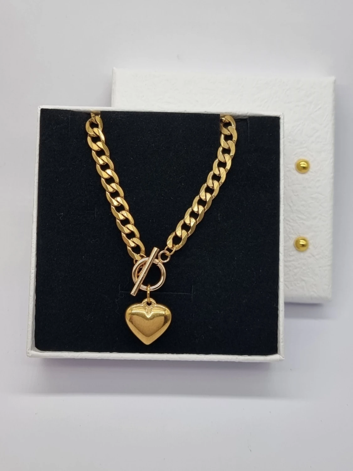 Stilfullt halsband med hjärta  - 2