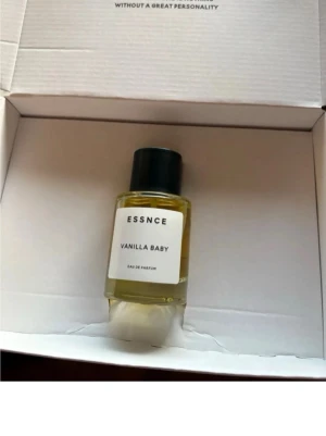 ESSNCE Vanilla Baby - Helt ny, endast testad! 