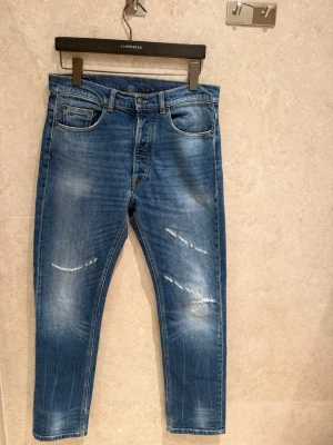 J.Lindeberg Jeans - Storlek 31/32 använt skick 
