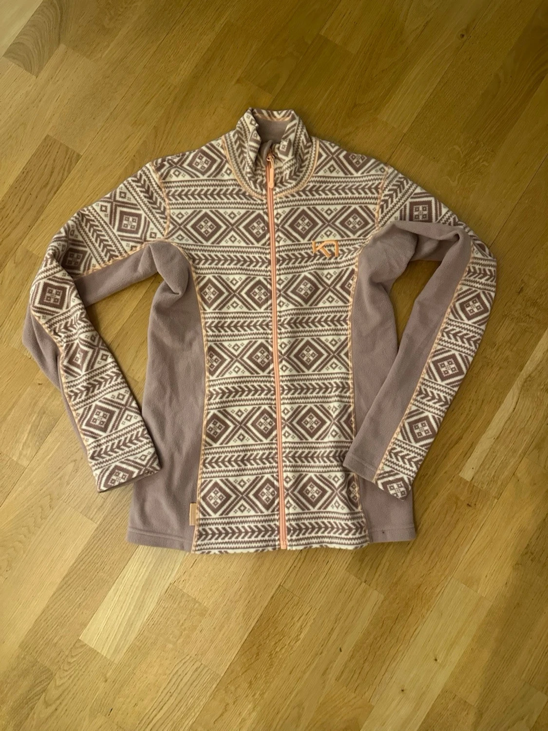 Mönstrad fleecejacka från Kari Traa