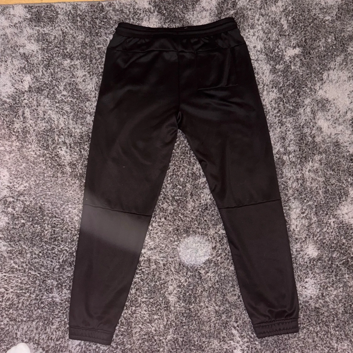 Svarta EA7 Emporio Armani mjukisbyxor - 4