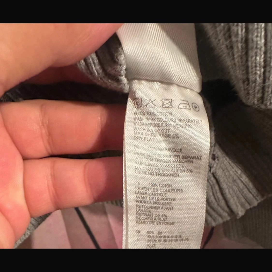 Grå och svart tröja från Lindbergh - 1