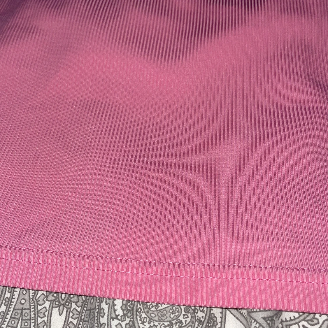 Rosa ribbad linnetopp från SHEIN - 3