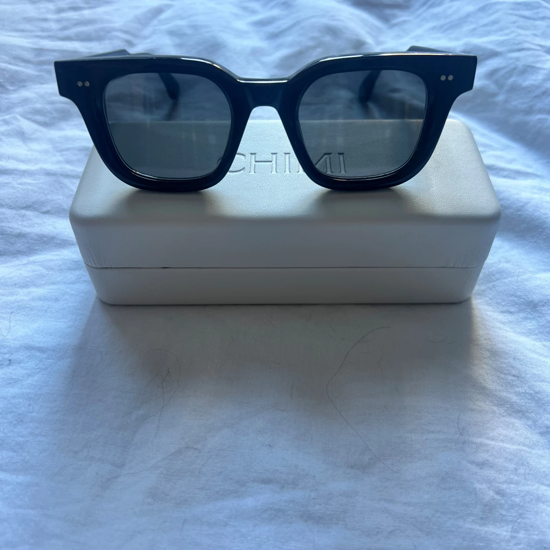 Svarta CHIMI Core 04 solglasögon - 1