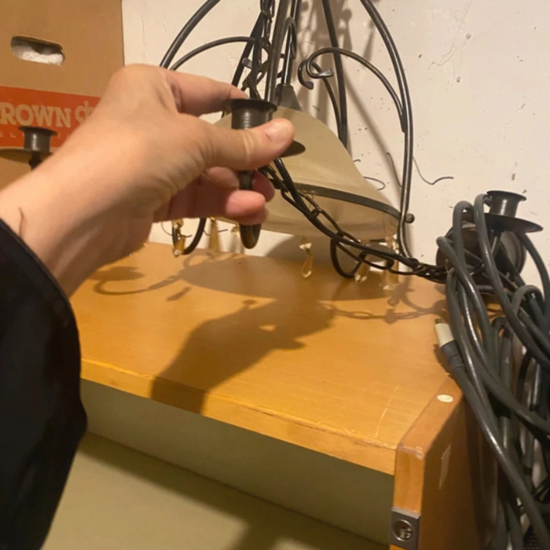 Taklampa med smidesdetaljer och glas - 4