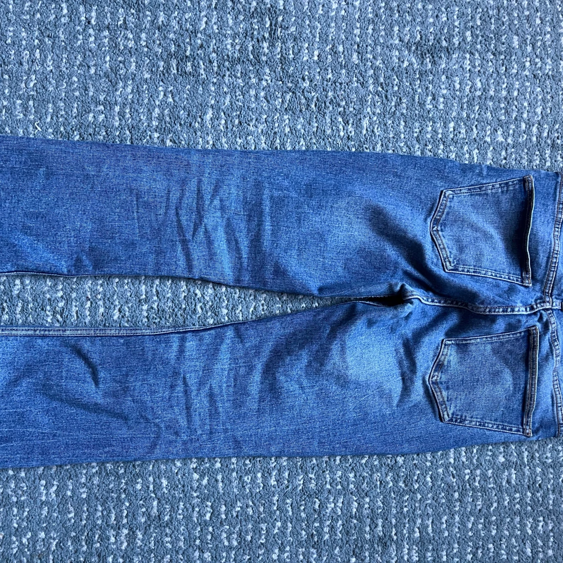 Blå raka jeans i klassisk modell - 1