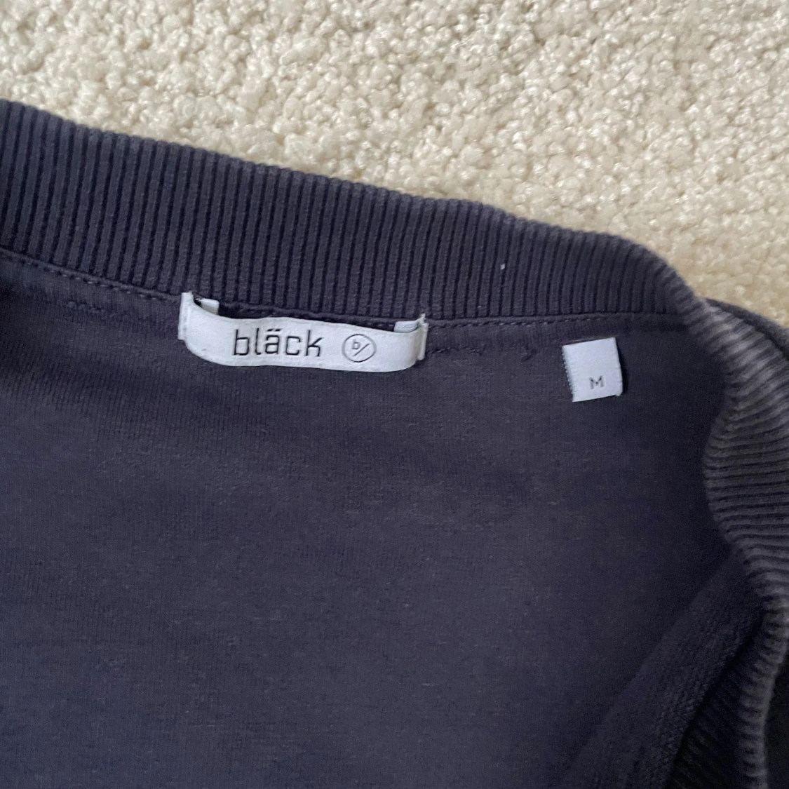 Svart zipjacka från Bläck, storlek M - 2