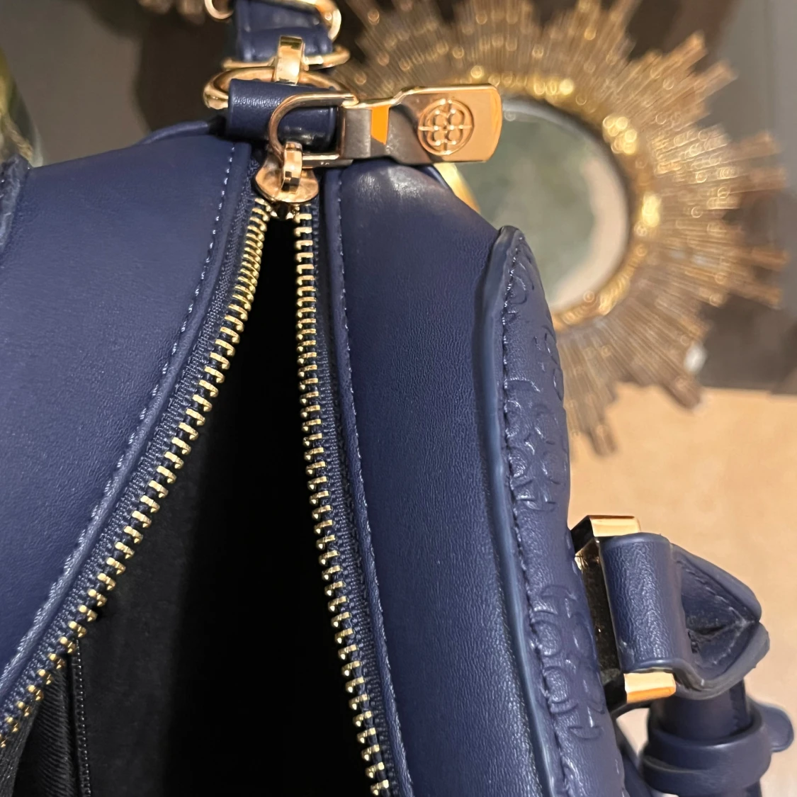 Mörkblå handväska från dejavu  - 2