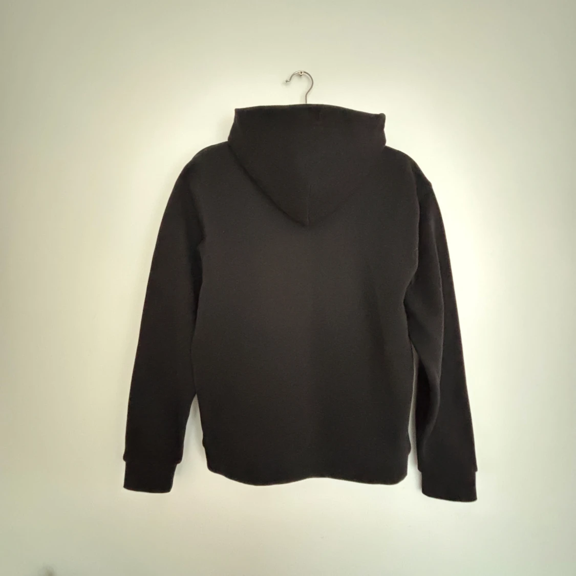 Hov1 hoodie från Stockholm Gärdet 2025 - 1