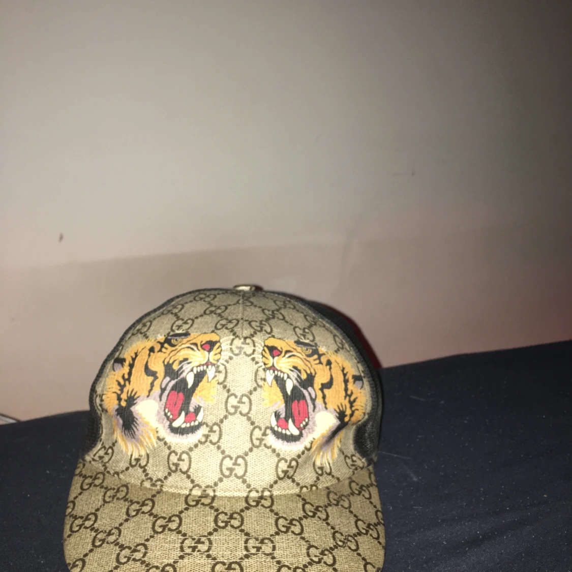 Gucci keps med tigertryck och GG-mönster - 1