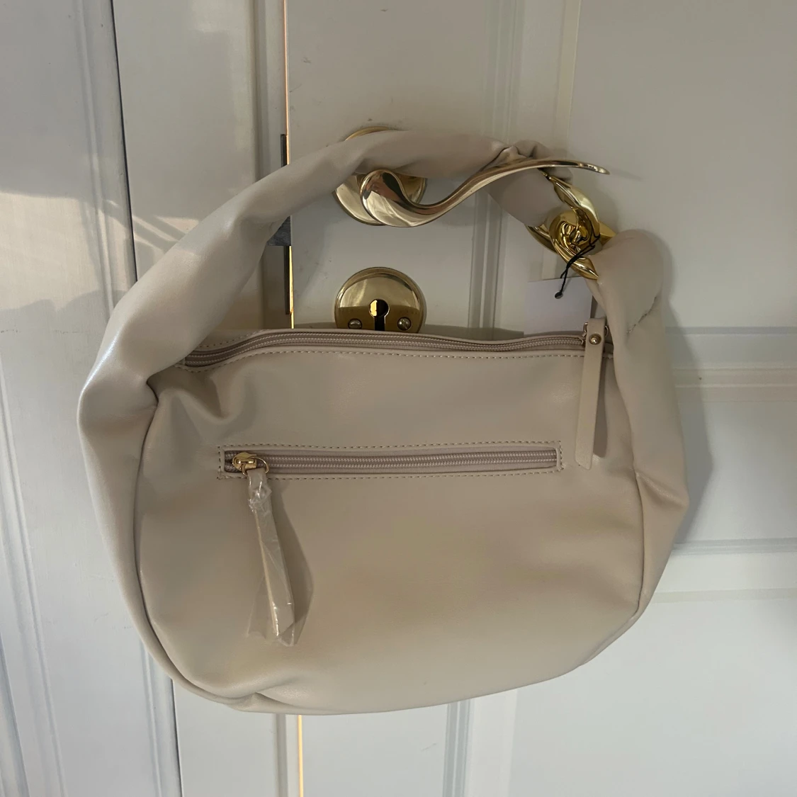 Beige axelväska - 1