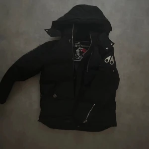 Moose knuckels  - Äkta svart moose knuckels jacka storlek M, Helt nytt skick pris går o diskuteras bara hör av er