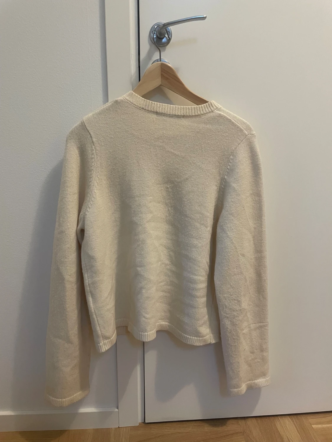 Beige kofta från Gina Tricot - 2