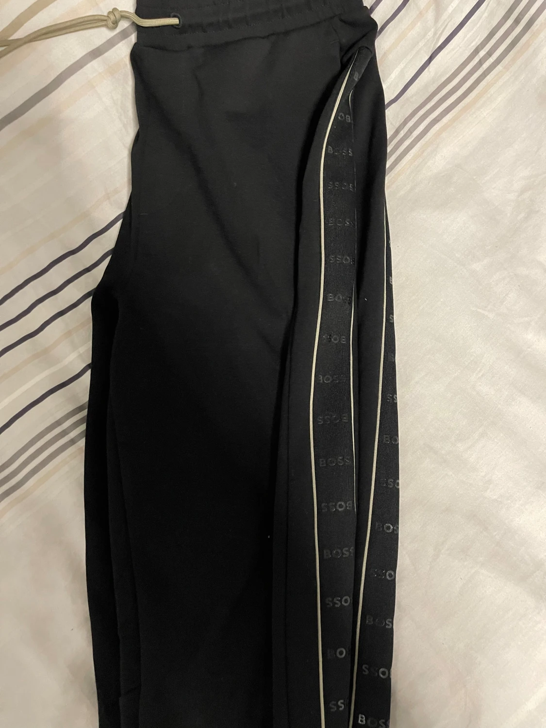 Hugo boss byxor nyskick