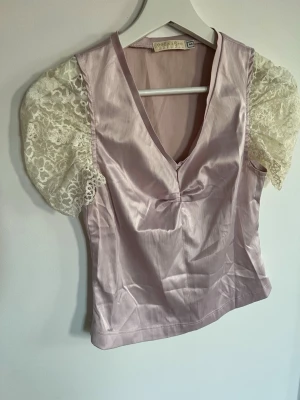 Topp - Söt topp🌷