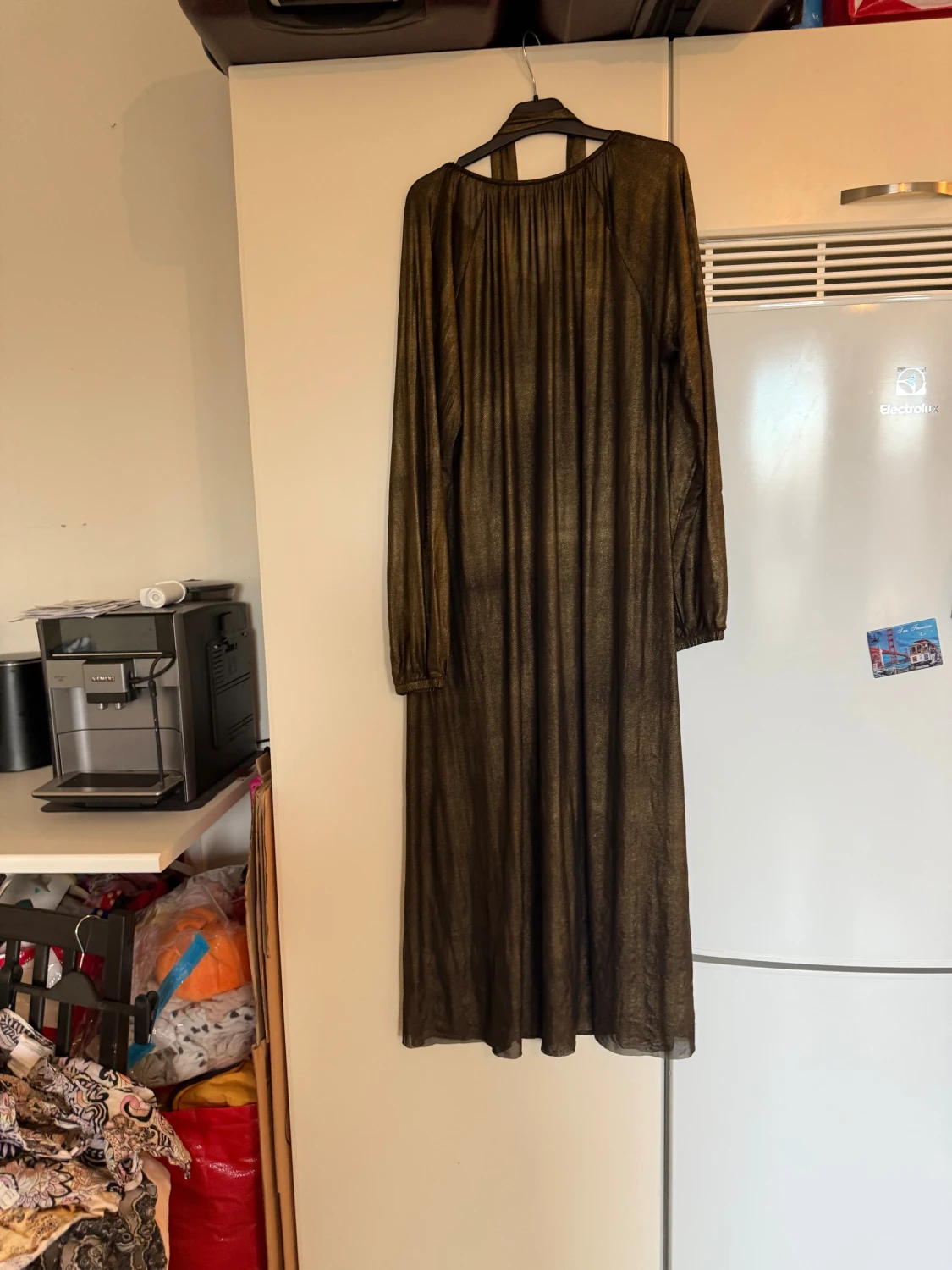 Glittrig långklänning från Cream - 4