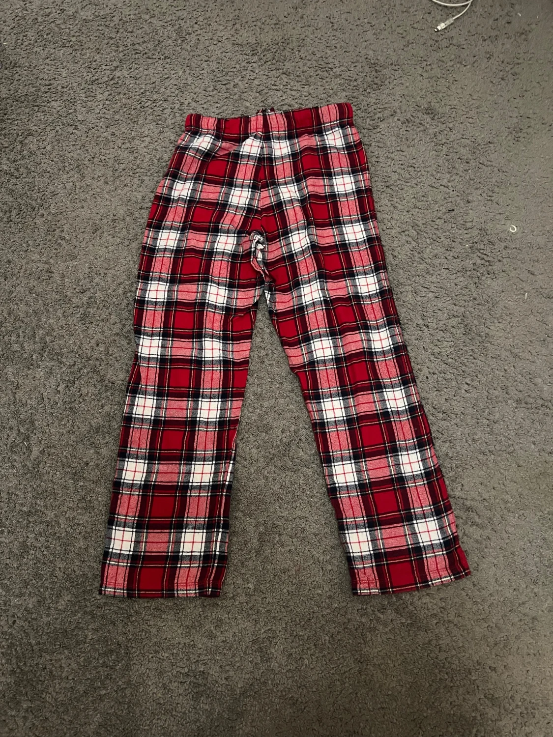 Rödrutiga mjukisbyxor med snörning - 1