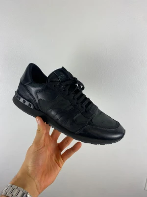 Valentino skor - Skick - 8/10 | Storlek - 43 | Bara skorna medföljer | Hör av dig vid frågor!