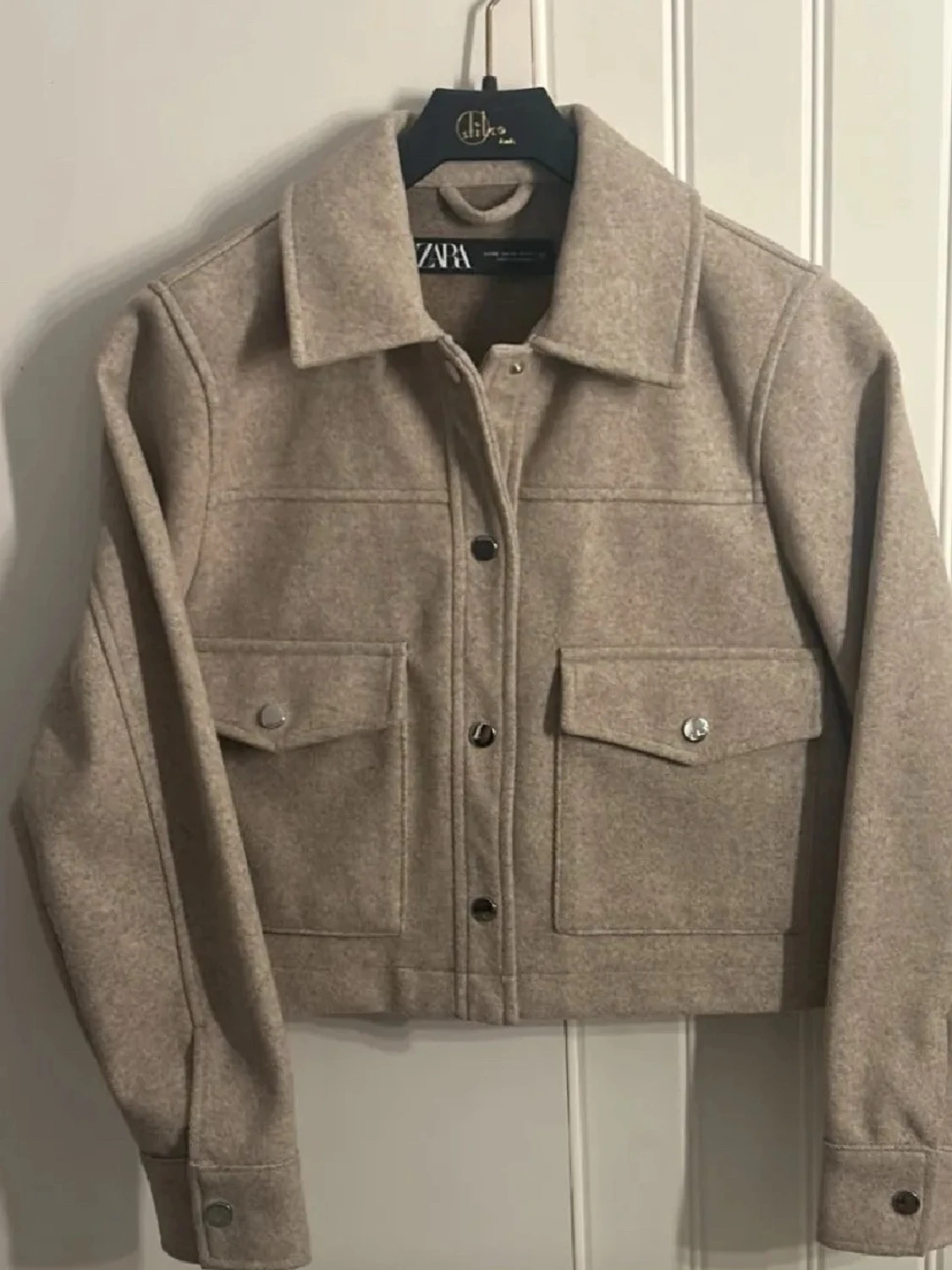 Beige overshirt från Zara