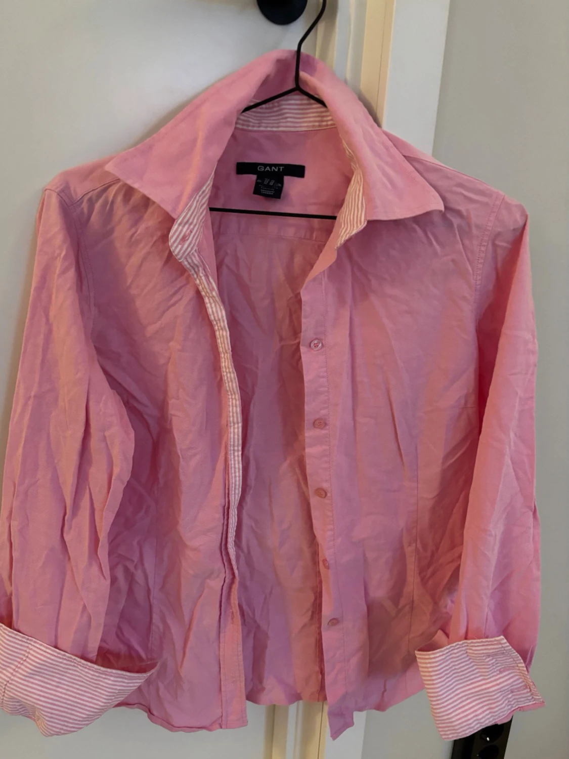 Rosa skjorta från Gant, strl 40