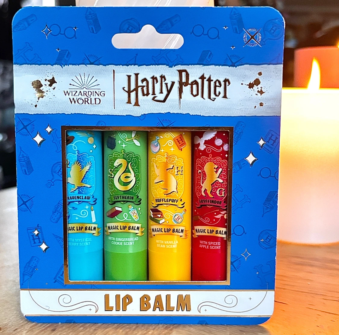 Fint set med lipbalms med Harry Potter-motiv!