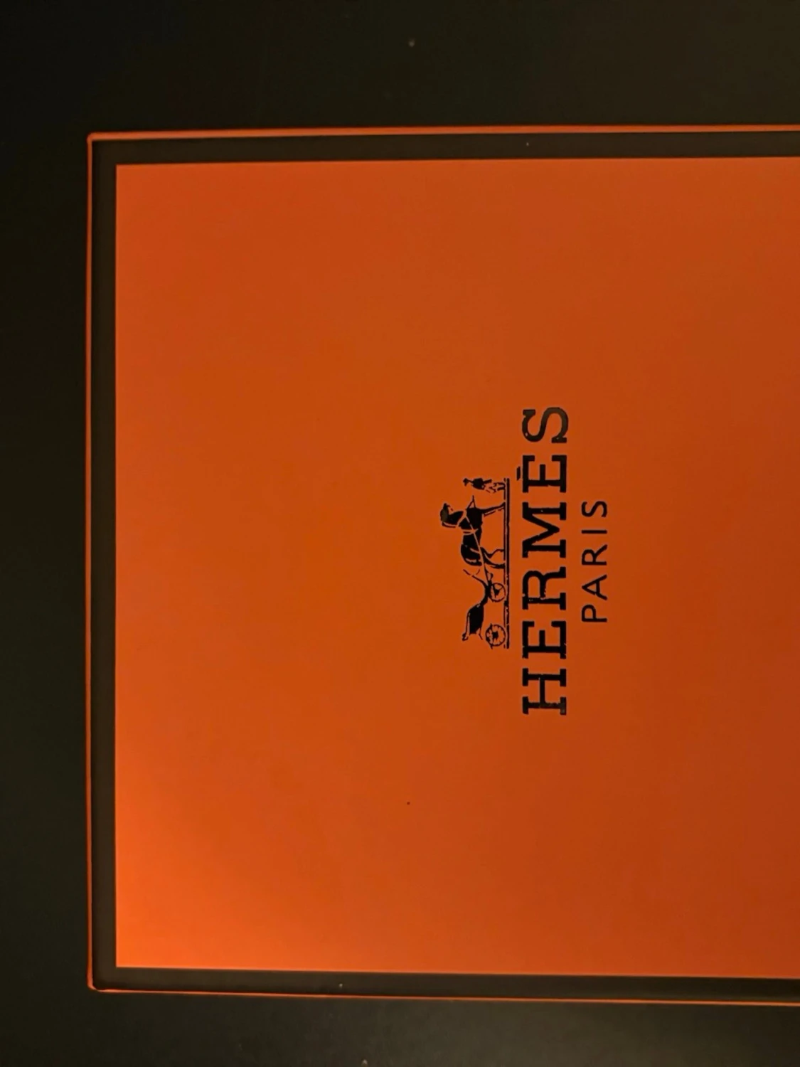 Svart H skinnbälte med H-spänne - 1