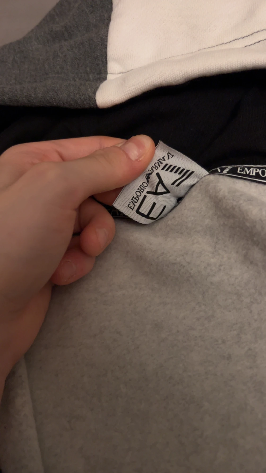 EA7 (Empirio Armani) kofta - 4