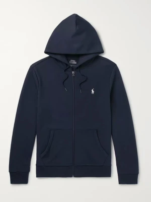 MÖRKBLÅ RL ZIP-HOODIE -  Den här marinblå hoodien från Polo Ralph Lauren är ett riktigt vardagsfavorit-plagg – enkel, stilren och alltid bekväm. Den mjuka bomullsblandningen gör att den känns skön både till vardags och på väg till träningen, och dragkedjan gör den lätt att slänga på sig när som helst.  Den klassiska broderade polo-loggan ger ett snyggt och tidlöst uttryck, och modellen har praktiska fickor och justerbar huva. Perfekt för dig som gillar kvalitet och vill ha en tröja som håller länge.