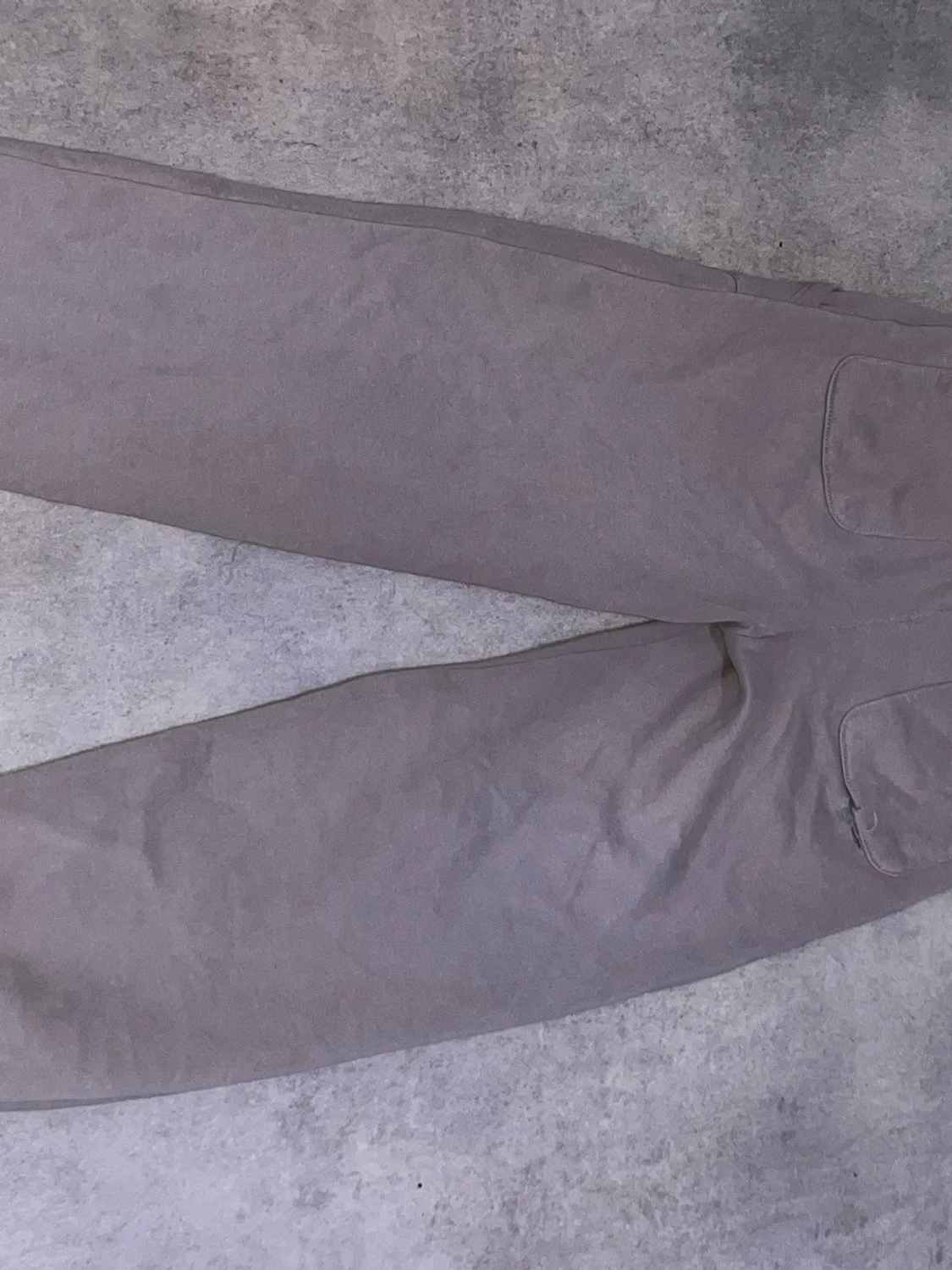 Grå mjukisbyxor med snörning - 1