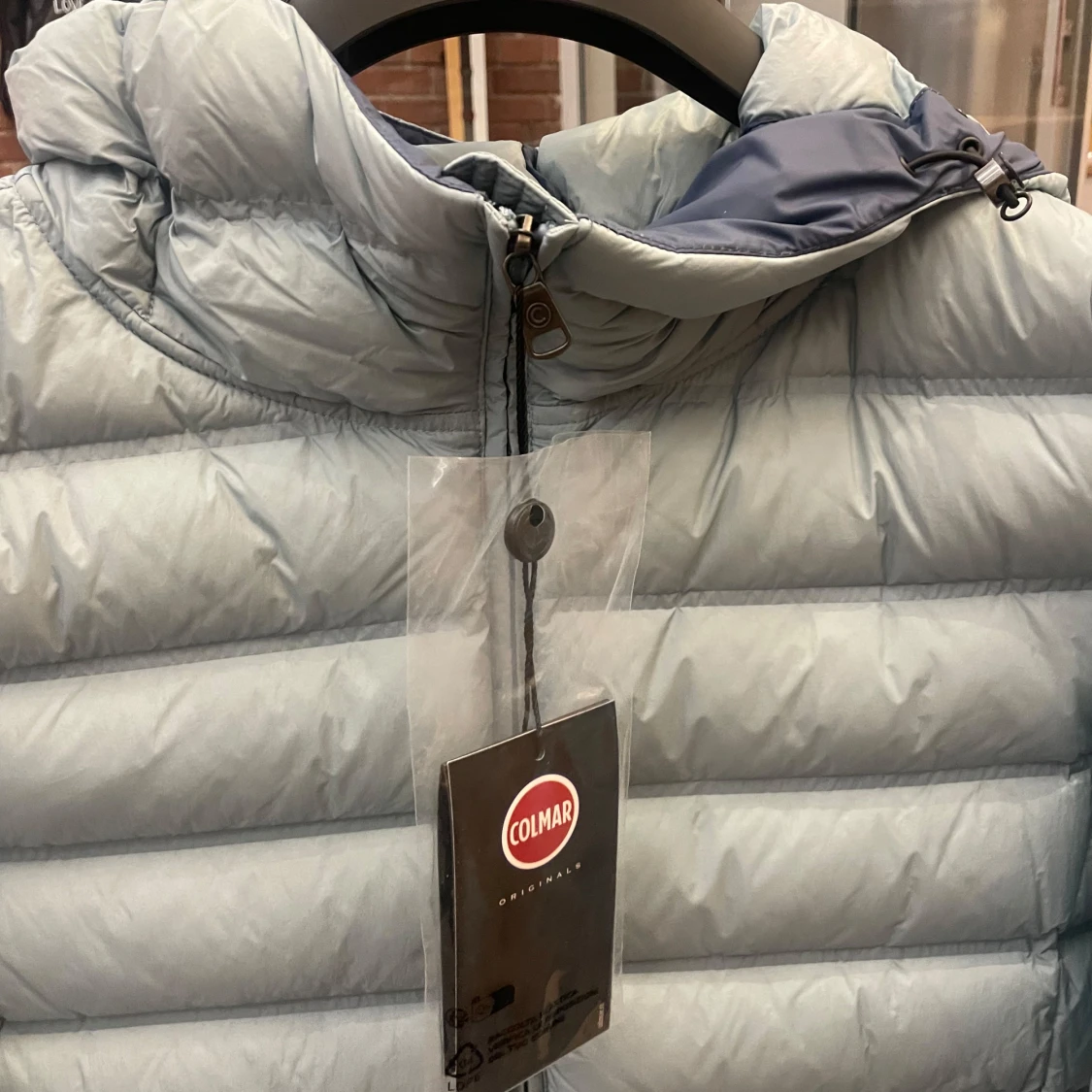 Ljusblå pufferjacka från Colmar - 4
