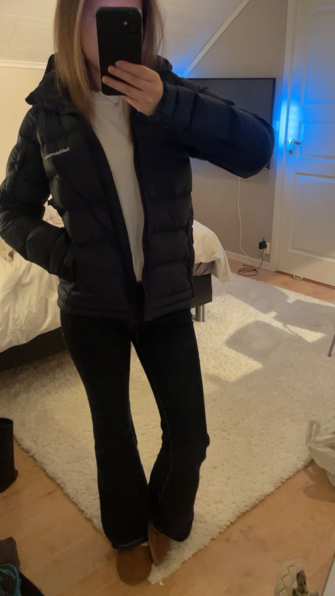 Svart Peak Performance dunjacka - 2